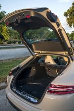 Porsche Panamera Turbo Sport Turismo 2017 года (NA)